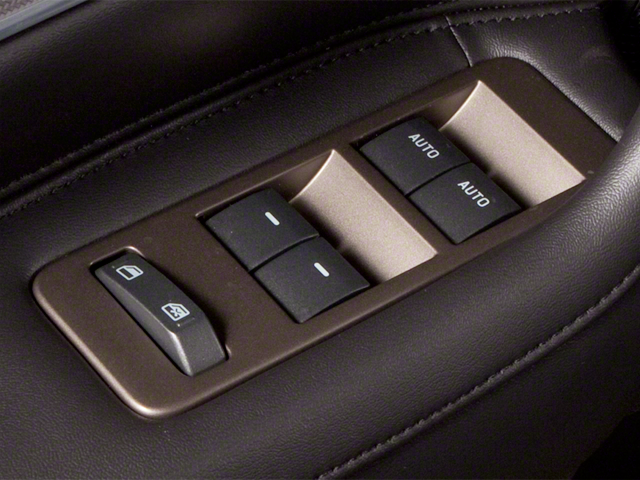 2011 Lincoln MKX BASE