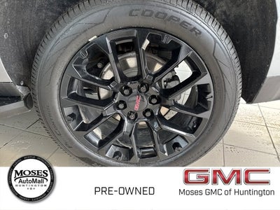 2022 GMC Yukon XL SLT