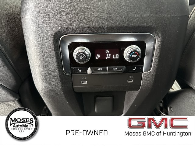 2022 GMC Yukon XL SLT