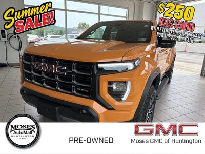 2025 GMC Canyon 4WD AT4