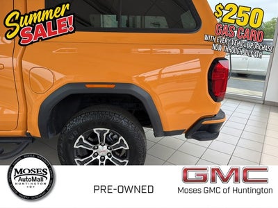 2025 GMC Canyon 4WD AT4