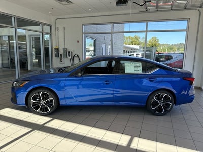 2025 Nissan Altima SR