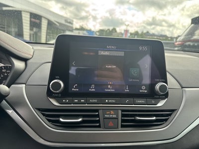 2025 Nissan Altima SR