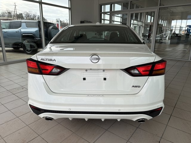 2025 Nissan Altima SV