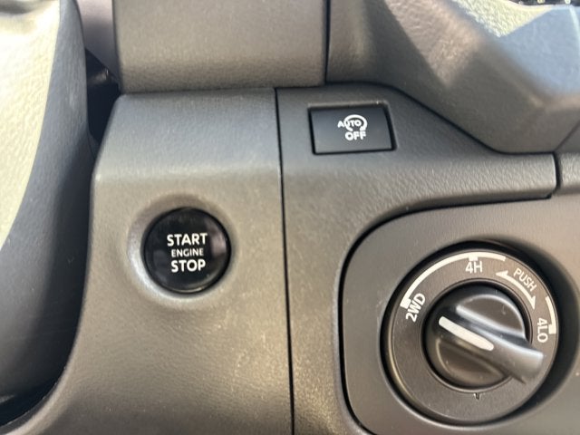 2026 Nissan Frontier PRO-4X w/R Package