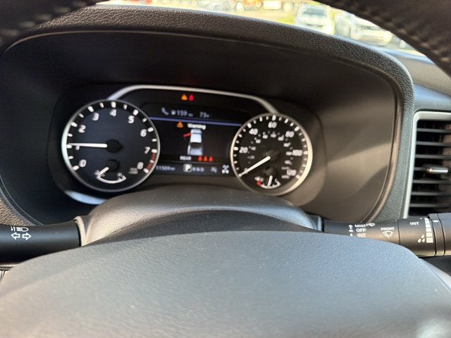 2024 Nissan Frontier SV
