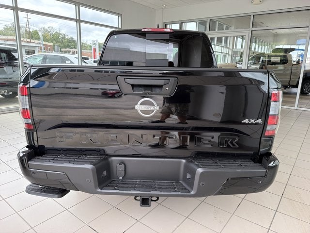 2027 Nissan Frontier SV