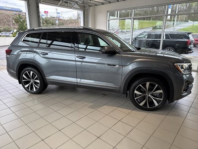 2024 Volkswagen Atlas 2.0T SEL Premium R-Line