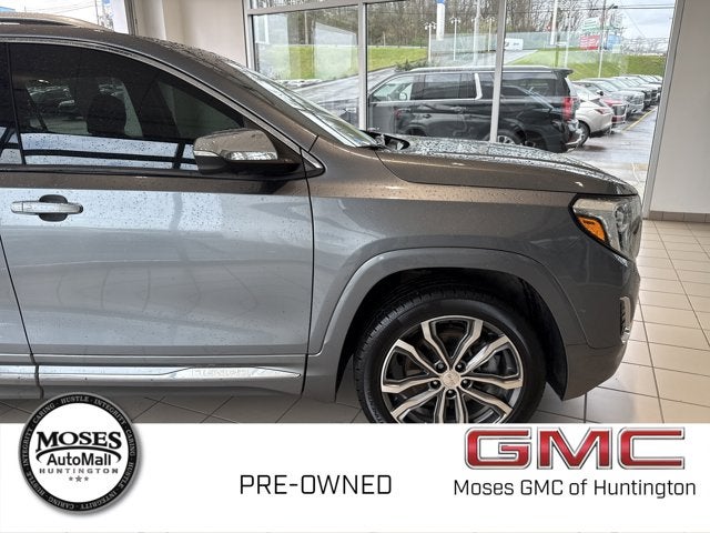 Used 2019 GMC Terrain Denali with VIN 3GKALXEX5KL364466 for sale in Huntington, WV