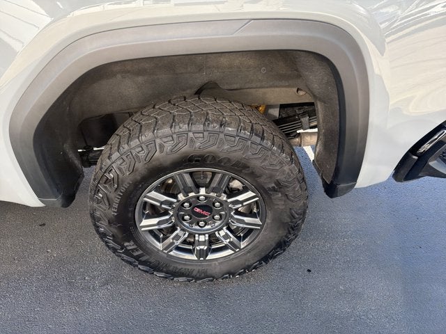 2024 GMC Sierra 1500 AT4X