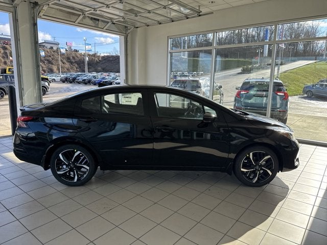 2025 Nissan Versa SR