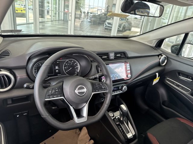 2025 Nissan Versa SR