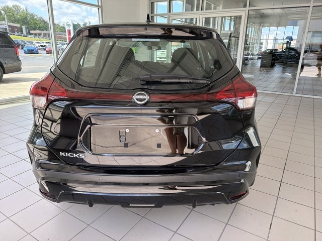 2025 Nissan Kicks Play S