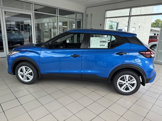 2025 Nissan Kicks Play S