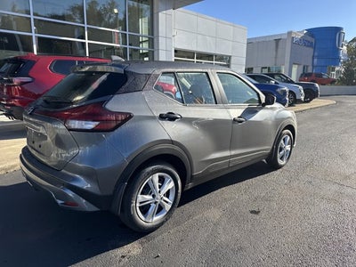 2025 Nissan Kicks Play S
