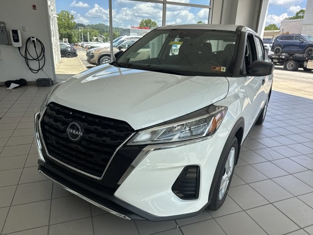 2025 Nissan Kicks Play S