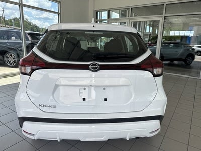 2025 Nissan Kicks Play S