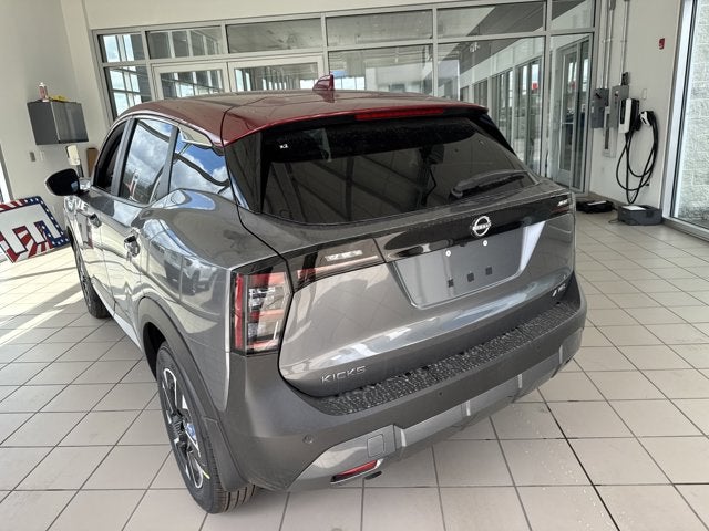 2025 Nissan Kicks SV