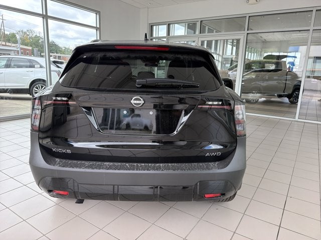2027 Nissan Kicks SV
