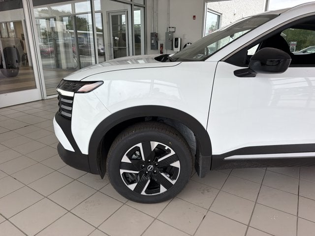 2027 Nissan Kicks SV