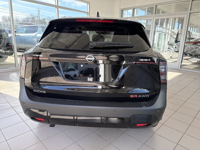 2026 Nissan Kicks SR