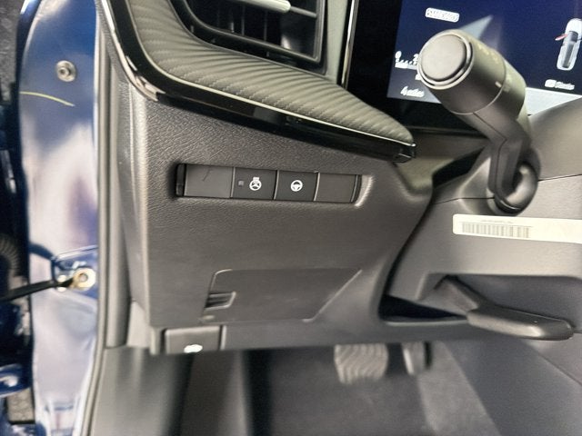 2027 Nissan Kicks SR