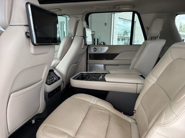2021 Lincoln Navigator L Reserve