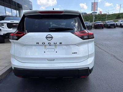 2026 Nissan Rogue Dark Armor