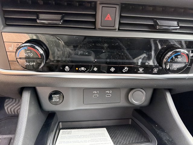 2026 Nissan Rogue SV