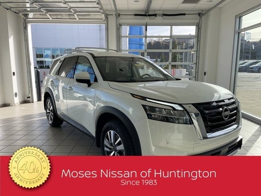 2024 Nissan Pathfinder SL in Huntington, WV - Moses Nissan of Huntington
