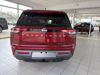 2026 Nissan Pathfinder SL