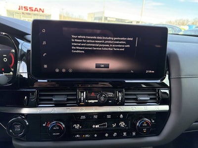 2026 Nissan Pathfinder SL