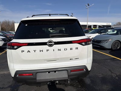2026 Nissan Pathfinder SL