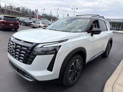 2026 Nissan Pathfinder Platinum