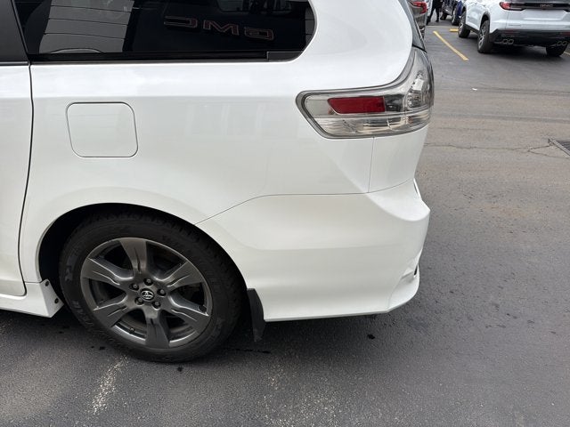 2018 Toyota Sienna BASE