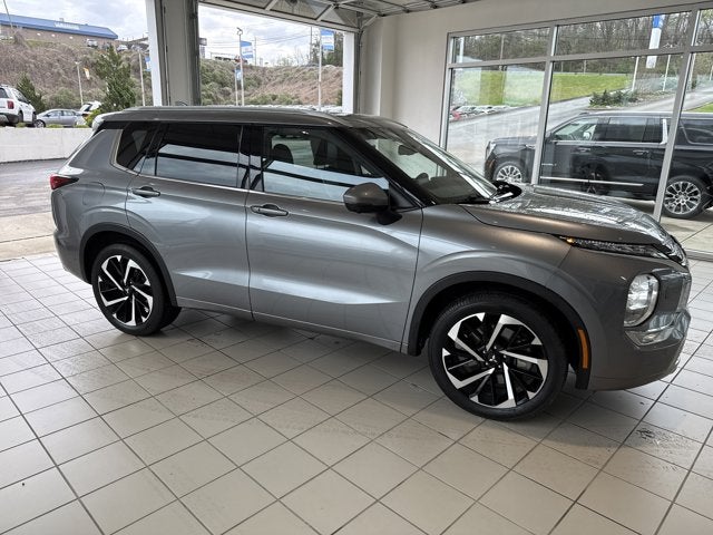 2022 Mitsubishi Outlander SEL Launch Edition