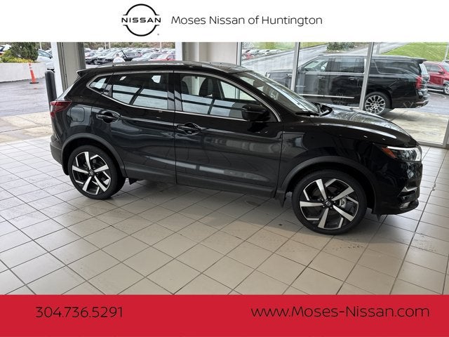 2022 Nissan Rogue Sport SL