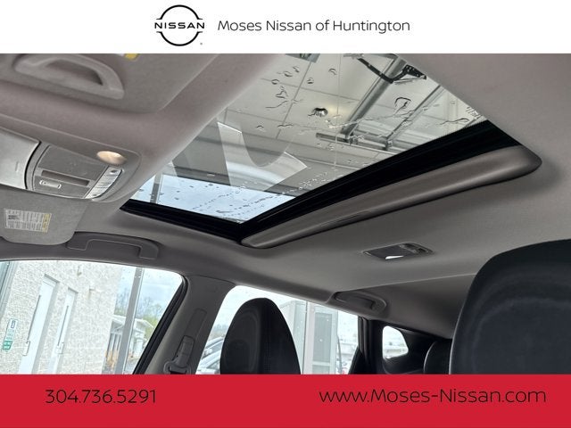 2022 Nissan Rogue Sport SL