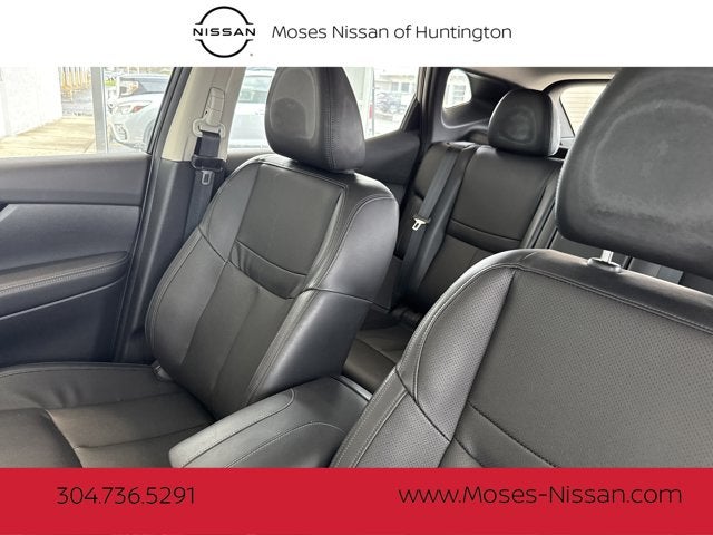 2022 Nissan Rogue Sport SL