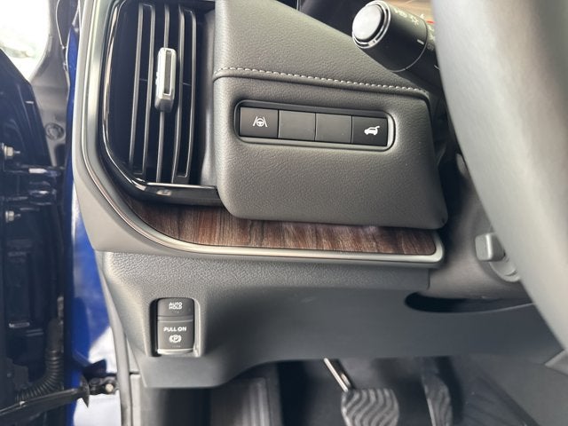 2025 Nissan Armada Platinum