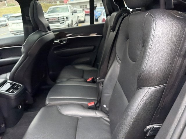 2019 Volvo XC90 Momentum