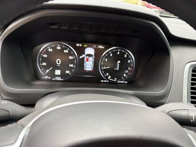2019 Volvo XC90 Momentum